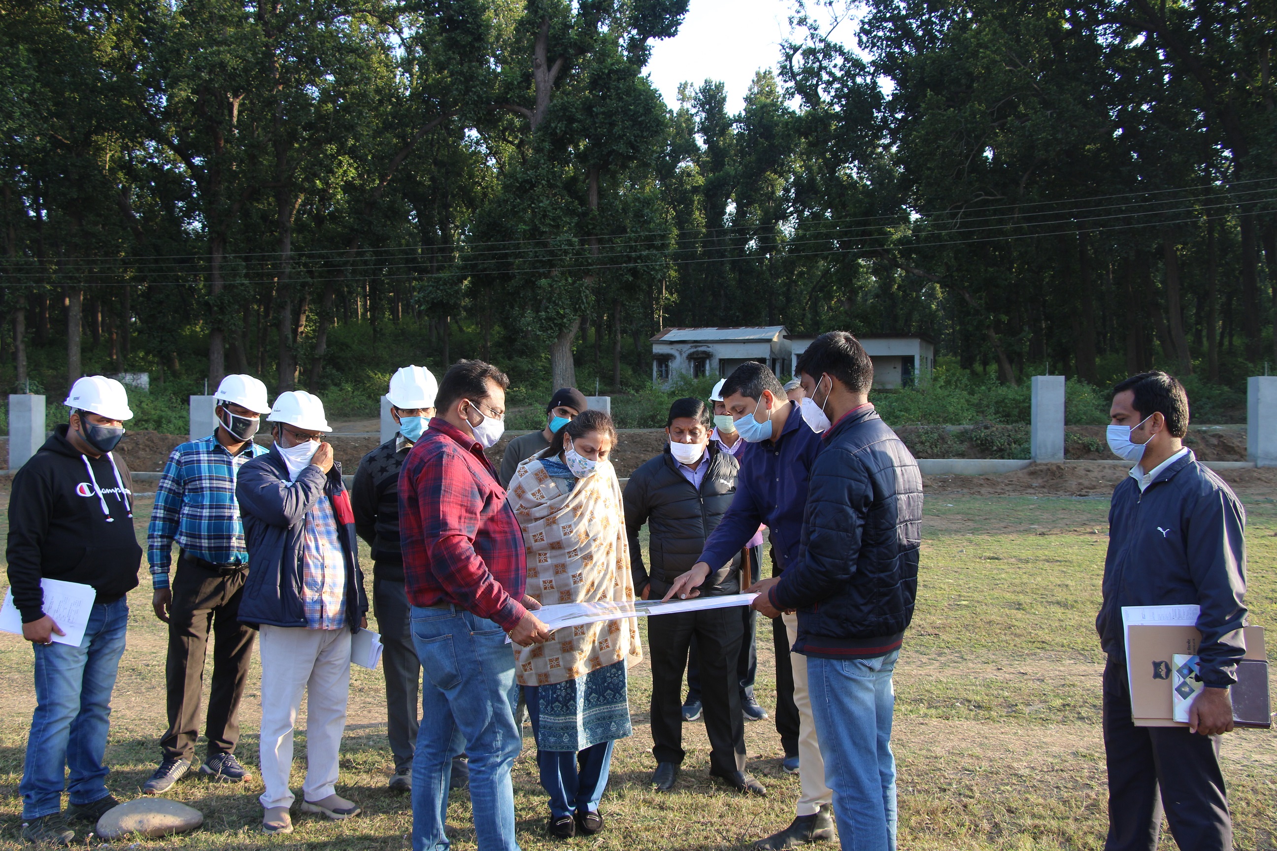 PROFESSOR NEELU ROHMETRA, DIRECTOR, IIM SIRMAUR WITH OFFICIALS OF CPWD
